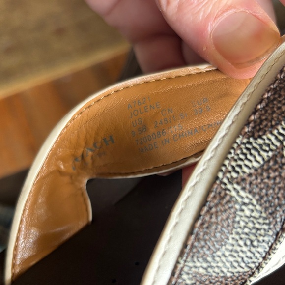 Coach Black Footbed White-Trim Logo Strap Thong Sandals - Picture 16 of 16